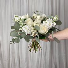 Load image into Gallery viewer, Loose & Airy Bouquet - The Blooming Idea