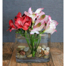 Cargar imagen en el visor de la galería, Restaurant &amp; Bar - The Blooming Idea Florst - The Woodlands, Texas
